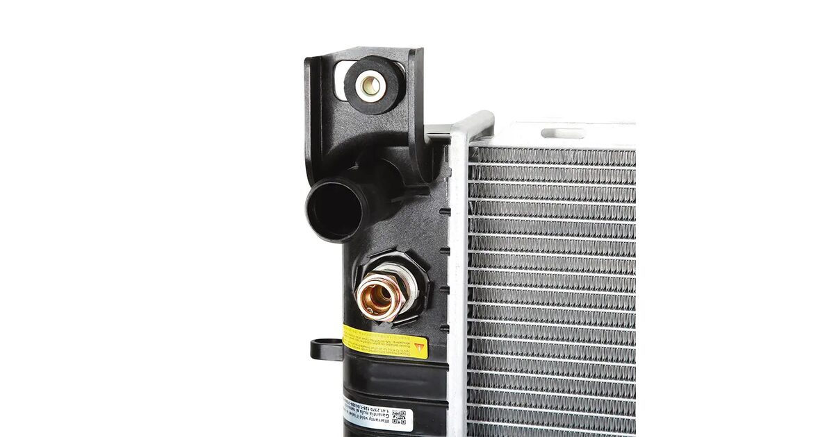 RADIADOR KGR41-2370.126 GM AVALANCHE 1500 V8 5.3L